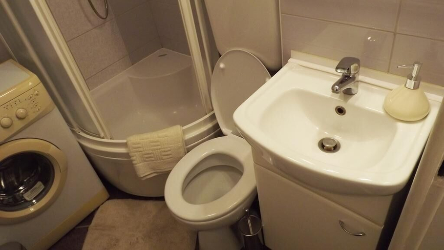 Bathroom 3, Studio Apartman Vijenac, Osijek
