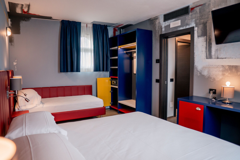 Bedroom 4, K Modern Hotel, Verona