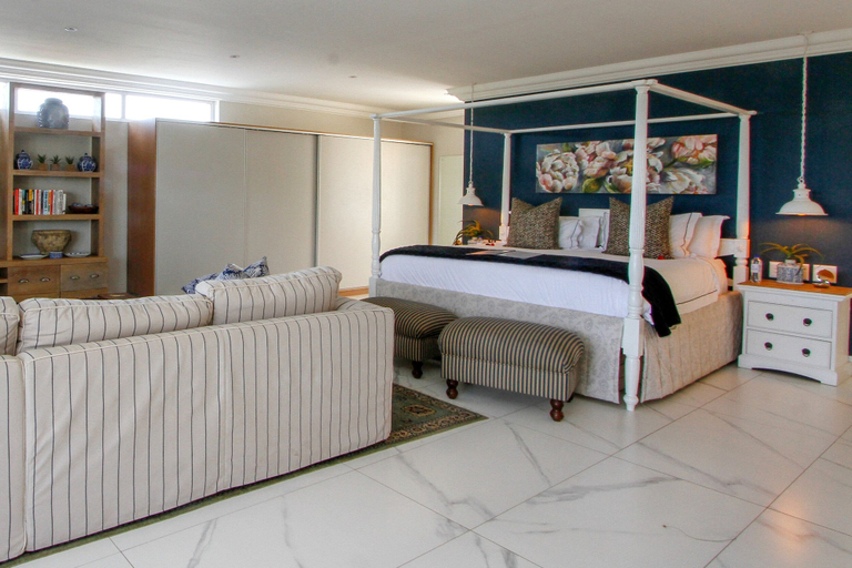 Bedroom 3, Sandals Guest House, eThekwini
