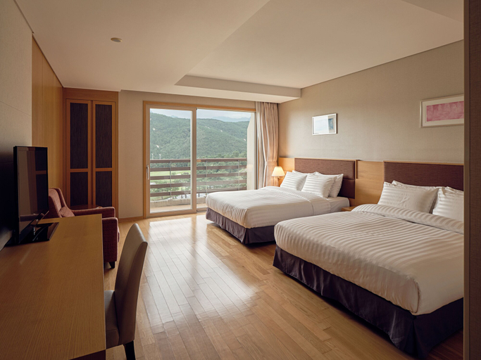 Bedroom 3, Del Pino, Goseong