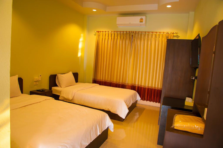 Bedroom 2, Wattanawan Hotel, Thoeng