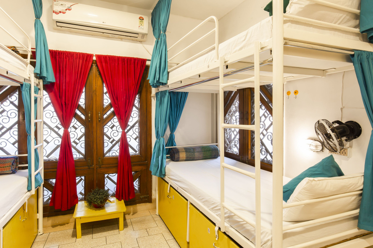 Bedroom 2, goStops Varanasi - Hostel, Varanasi