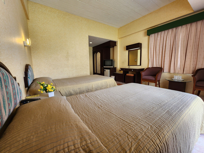 Bedroom 12