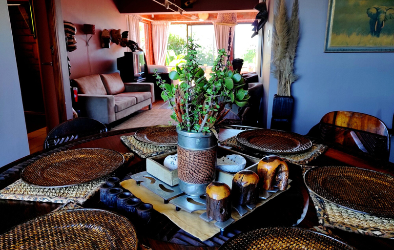 Food & Drinks, Beachfront Villa Africa Queen Jeffreys, Cacadu
