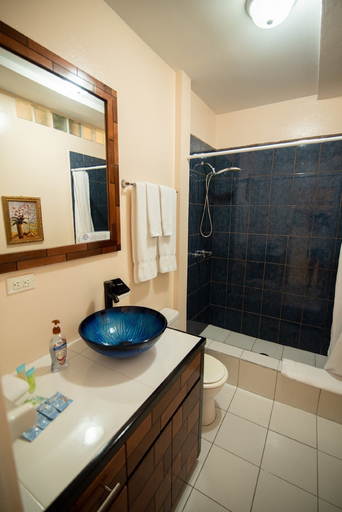 Bathroom 4, Belize Tropical Dream Villas
