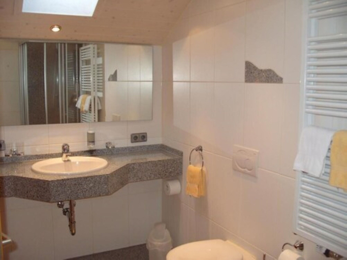 Bathroom 3, Hotel Koch, Calw