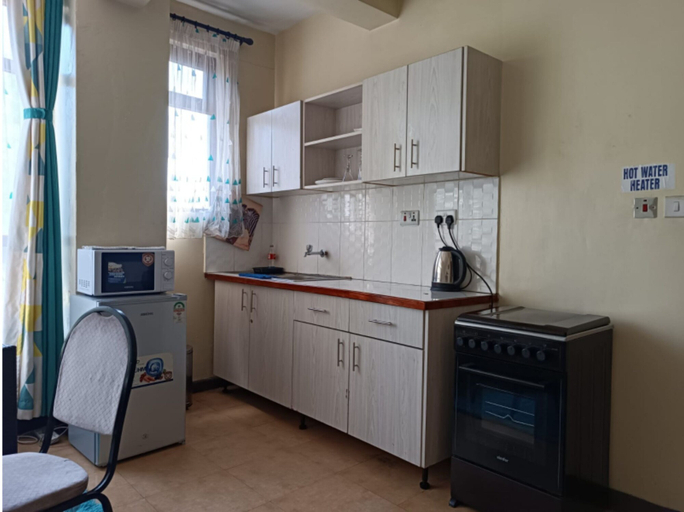 Others 4, Cool Luxurious Studios, Starehe