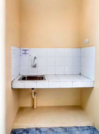 Bathroom 4, Hotel O Graha Hsc Syariah, Depok