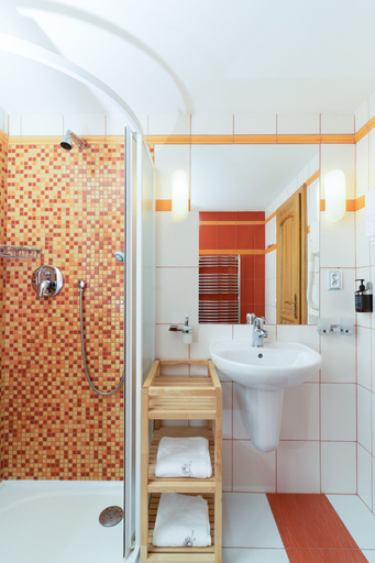 Bathroom 3, Pension Slunečnice, Trutnov