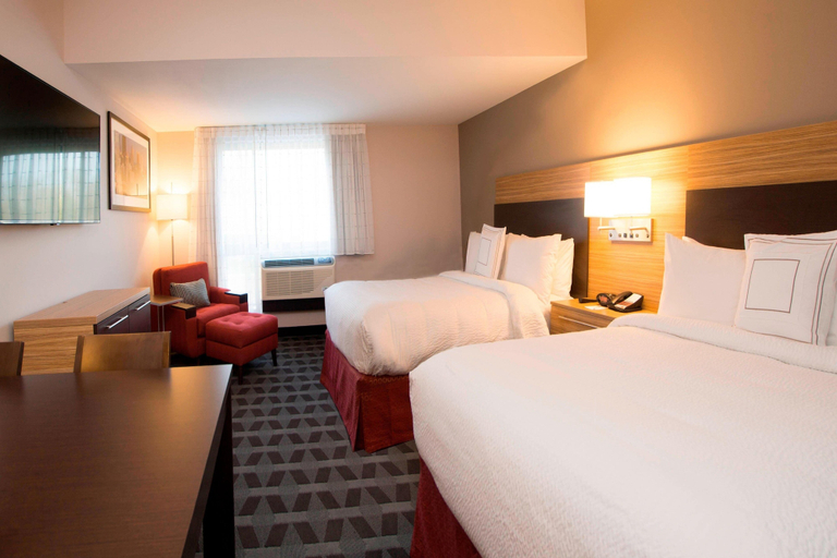 Bedroom 2, TownePlace Suites by Marriott Pittsburgh Cranberry Township, Butler