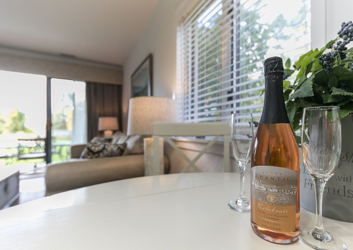 Food & Drinks 5, The Shores Beach Front Condo Unit 5593, Grand Traverse