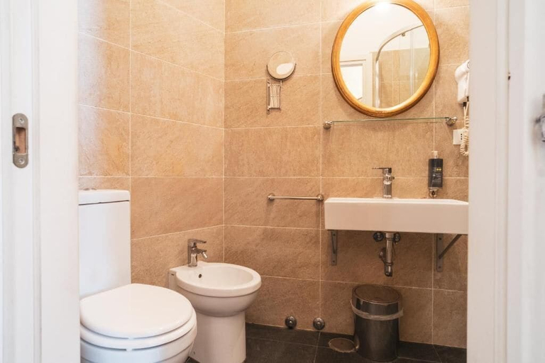 Bathroom 4, Golden Rooms, Roma