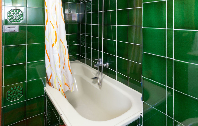 Bathroom 3, Pensión La Rioja, La Rioja
