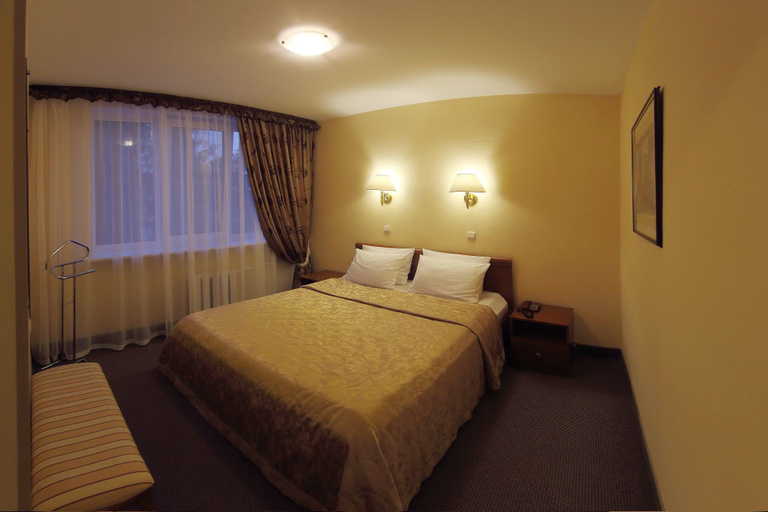 Bedroom 2, Sadko Hotel, Velikiy Novgorod