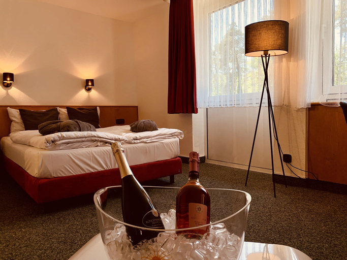 Bedroom 3, Hotel Motodrom, Rhein-Neckar-Kreis