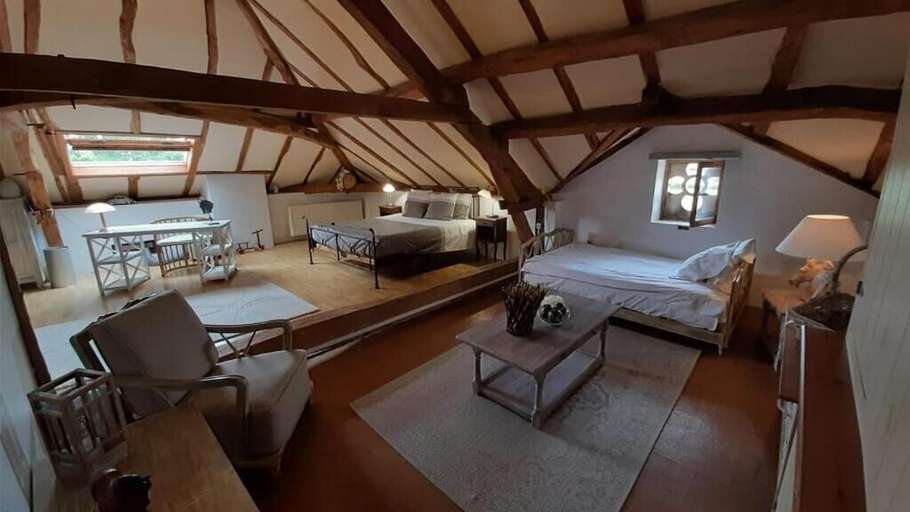Bedroom 4, En Bord de Rivière, Lot-et-Garonne