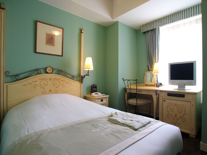 Bedroom 3, Hotel Monterey La Soeur Ginza, Chūō