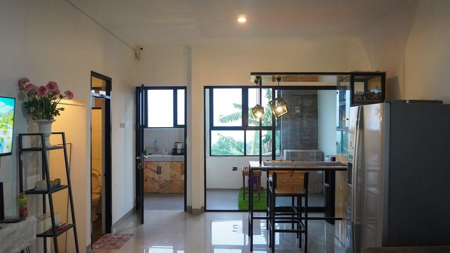 Others 4, Cozy Haven with Jacuzzi, Rooftop, Bandung