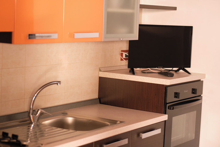 Others 5, Residence Costa Tirrena, Messina