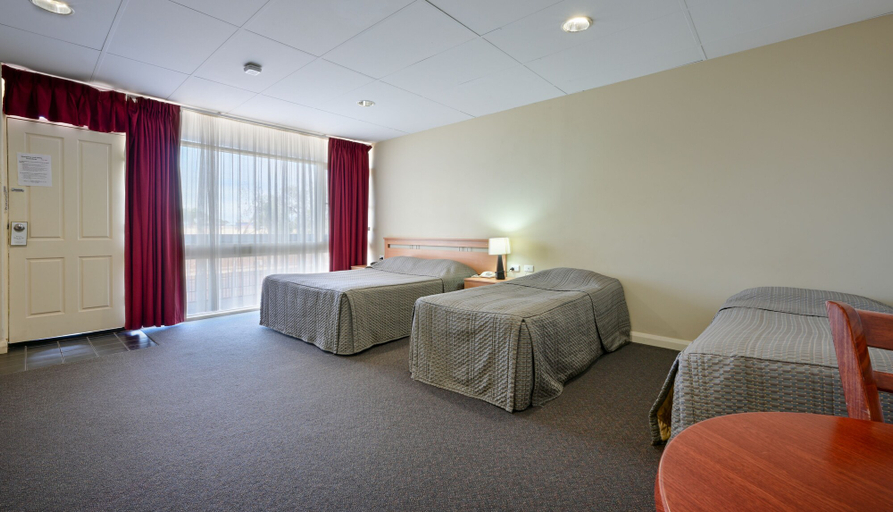Bedroom 4, Westland Hotel Motel, Whyalla