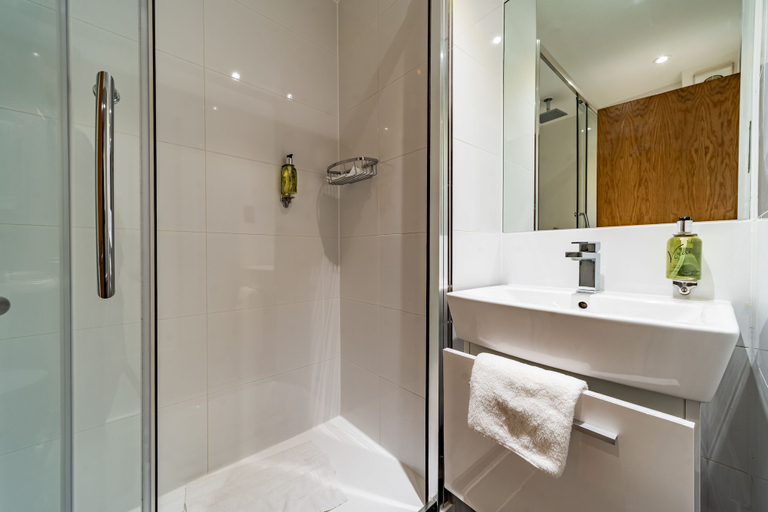 Bathroom 4, Central Park, London