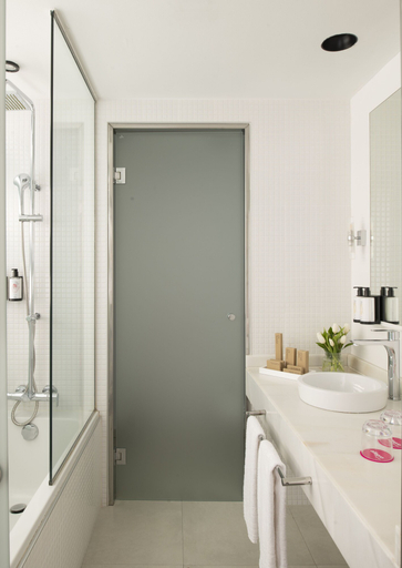 Bathroom 4, Allegro Barcelona, Barcelona