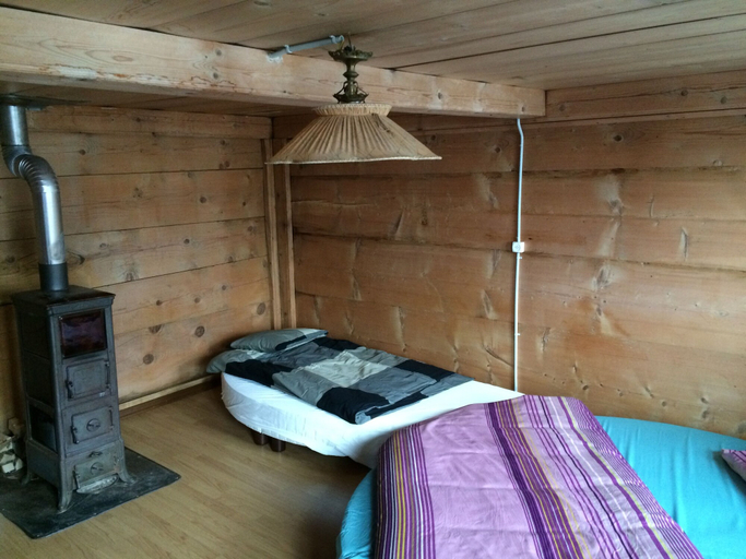 Others 4, 325 Year Old Swiss Chalet, Obersimmental