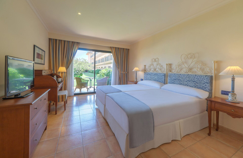 Bedroom 3, La Quinta Menorca by Portblue Boutique, Baleares