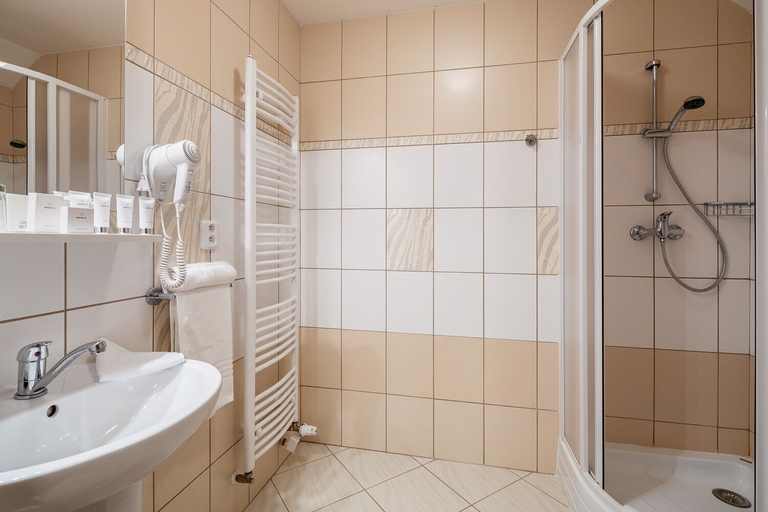 Bathroom 4, Pytloun Wellness Hotel Hasištejn, Chomutov