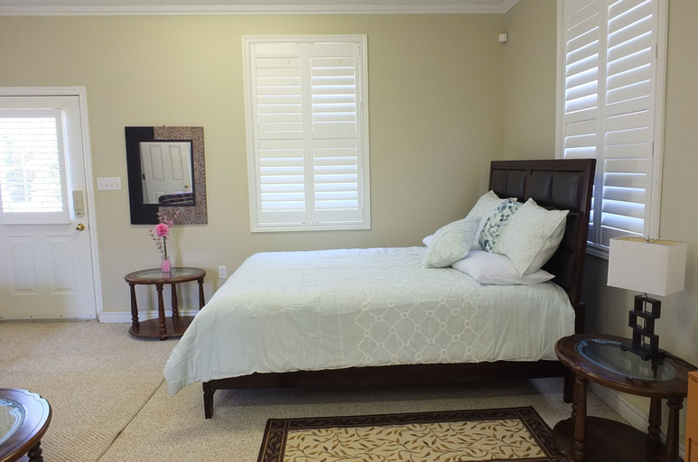 Bedroom, Bluewaters Retreat, Queens