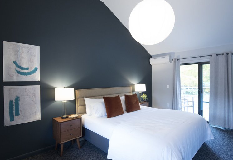 Bedroom 3, Rest - a Modern Motel, Bennington