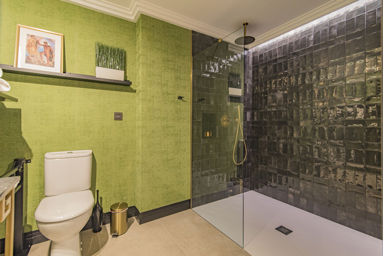 Bathroom 5, VESCI FAVENTIA, Granada