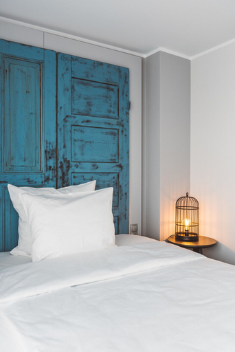 Bedroom 3, Hotel Berlin, Berlin, a member of Radisson Individuals, Berlin