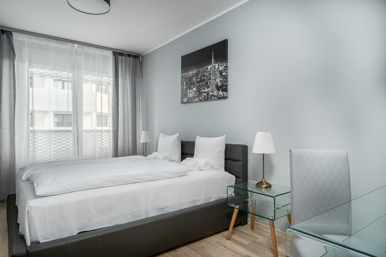 Bedroom 4, RentPlanet - Apartamenty Atal Tower, Środa Śląska