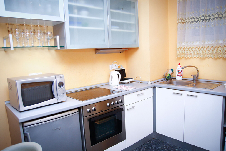 Others 5, Club 218 Wellness Petra Apartman, Siófok