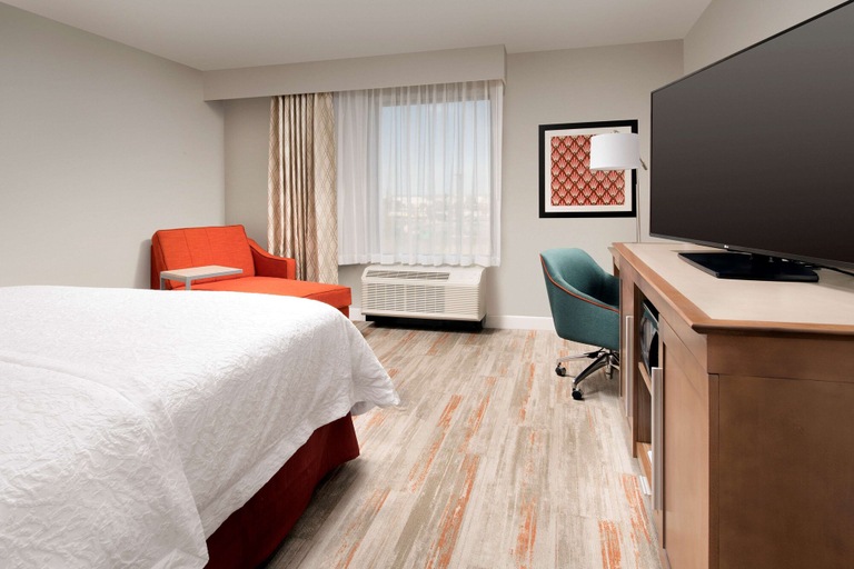 Bedroom 3, Hampton Inn & Suites San Antonio Lackland AFB SeaWorld, Bexar