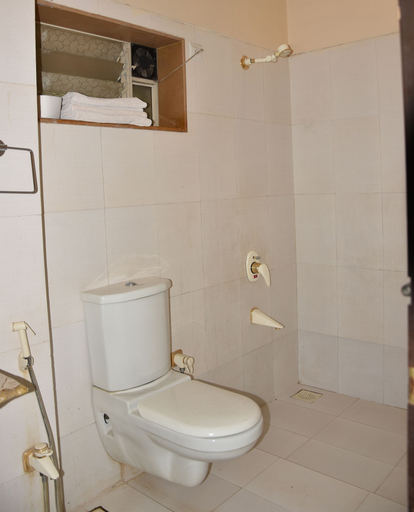 Bathroom 3, Sentosa Resorts and Water Park, Pune