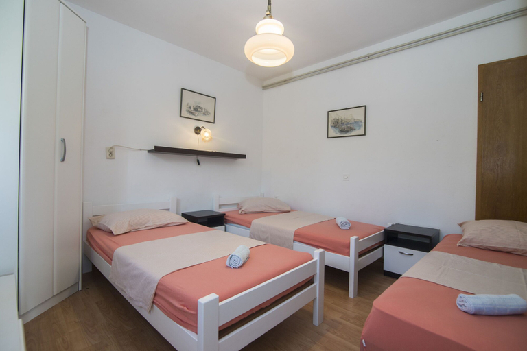 Bedroom 3, Apartments and Rooms Nikol, Hvar