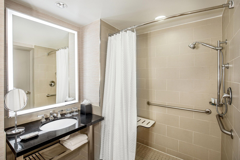 Bathroom 5, The Westin Annapolis, Anne Arundel