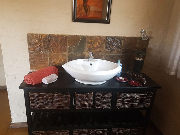 Bathroom 4, Africa s Eden Guesthouse, Waterberg