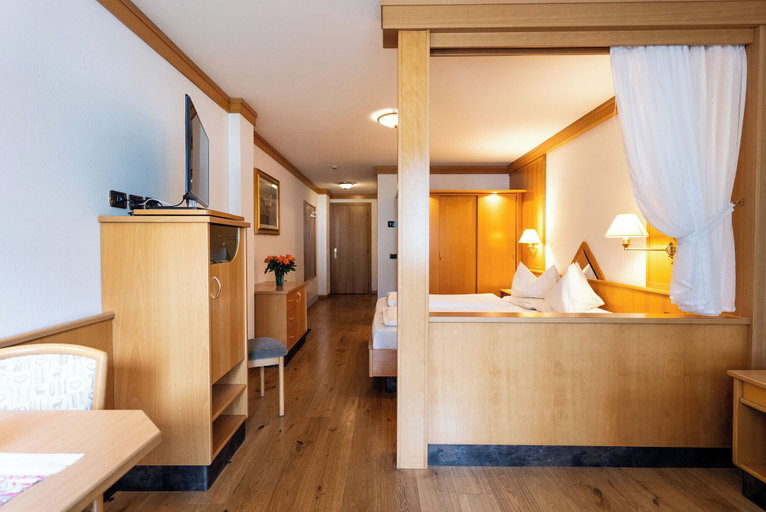 Bedroom 3, Hotel Cesa Tyrol, Trento