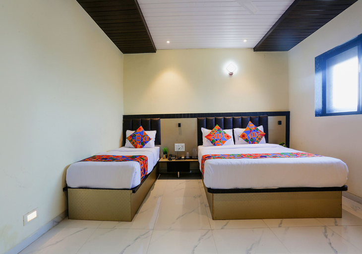 Bedroom 3, Fabhotel Prime Land, Mumbai City
