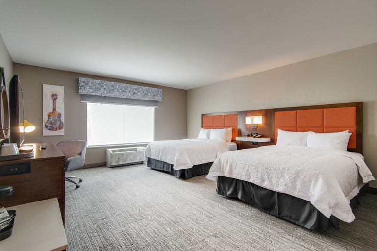 Bedroom 3, Hampton Inn & Suites Nashville North Skyline, Davidson
