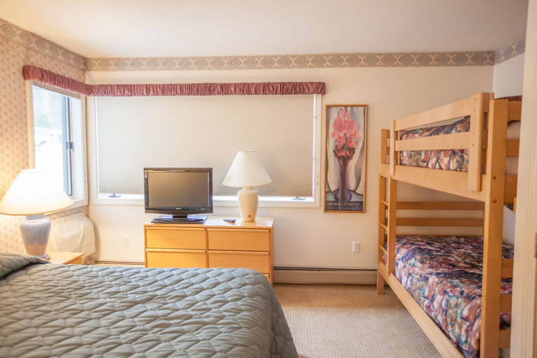 Bedroom 4, Smuggler's Notch Resort by Resort Stay, Lamoille
