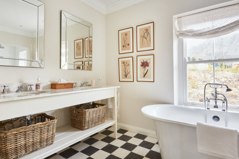 Bathroom 3, La Cotte House, Cape Winelands