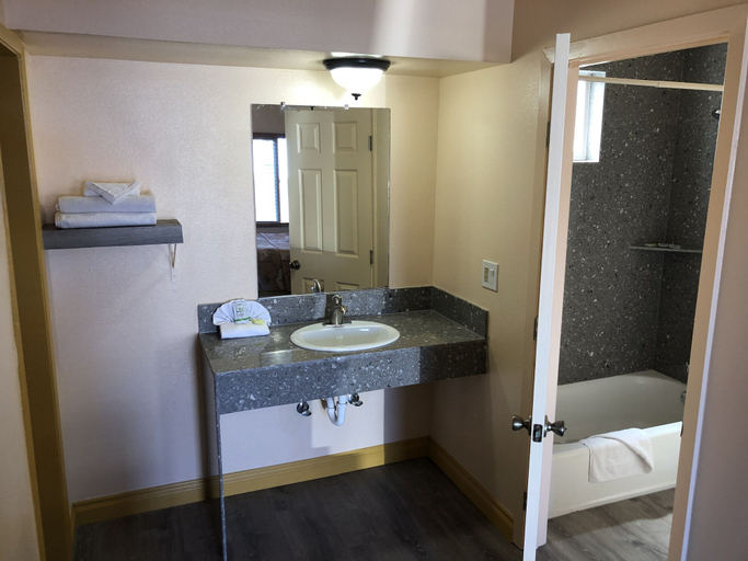 Bathroom 4, Blue Seal Inn, San Luis Obispo