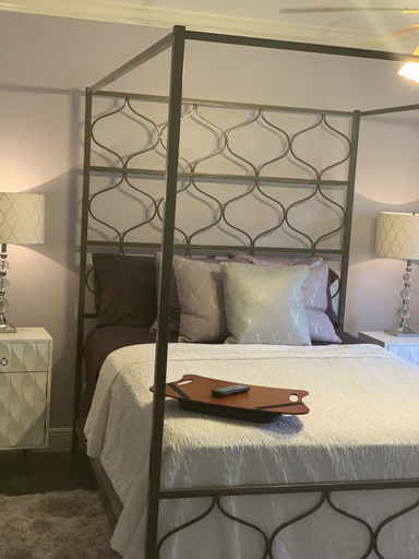 Bedroom 3, Huffman House, Webster
