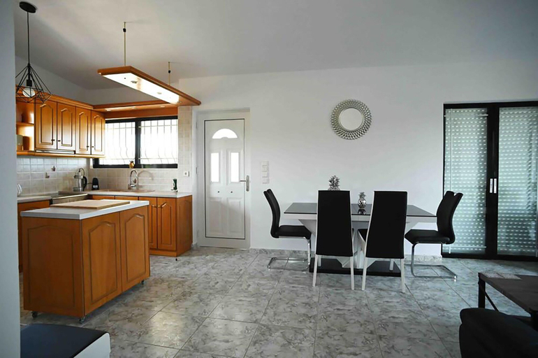Others 5, Cozy Home in Eretria, Central Greece