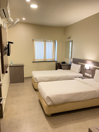 Bedroom 3, Golden Amoon Resort, Kolar