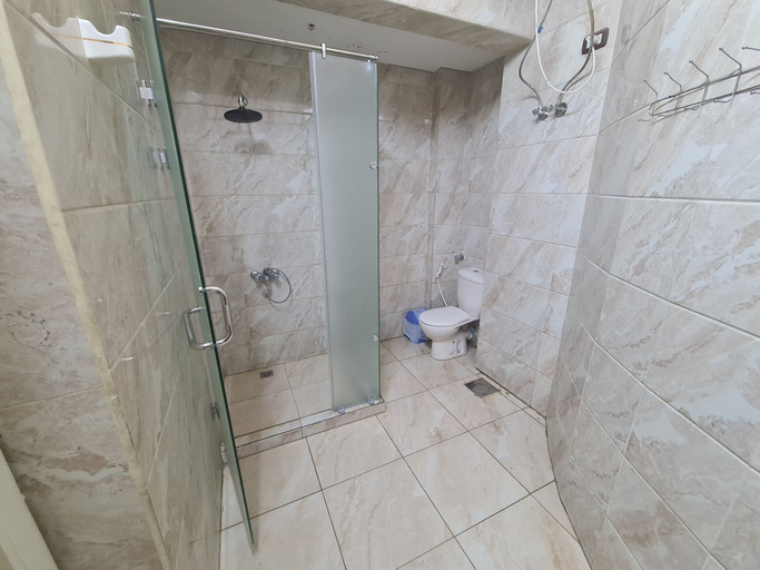 Bathroom 5, The Australian Hostel, 'Abdin